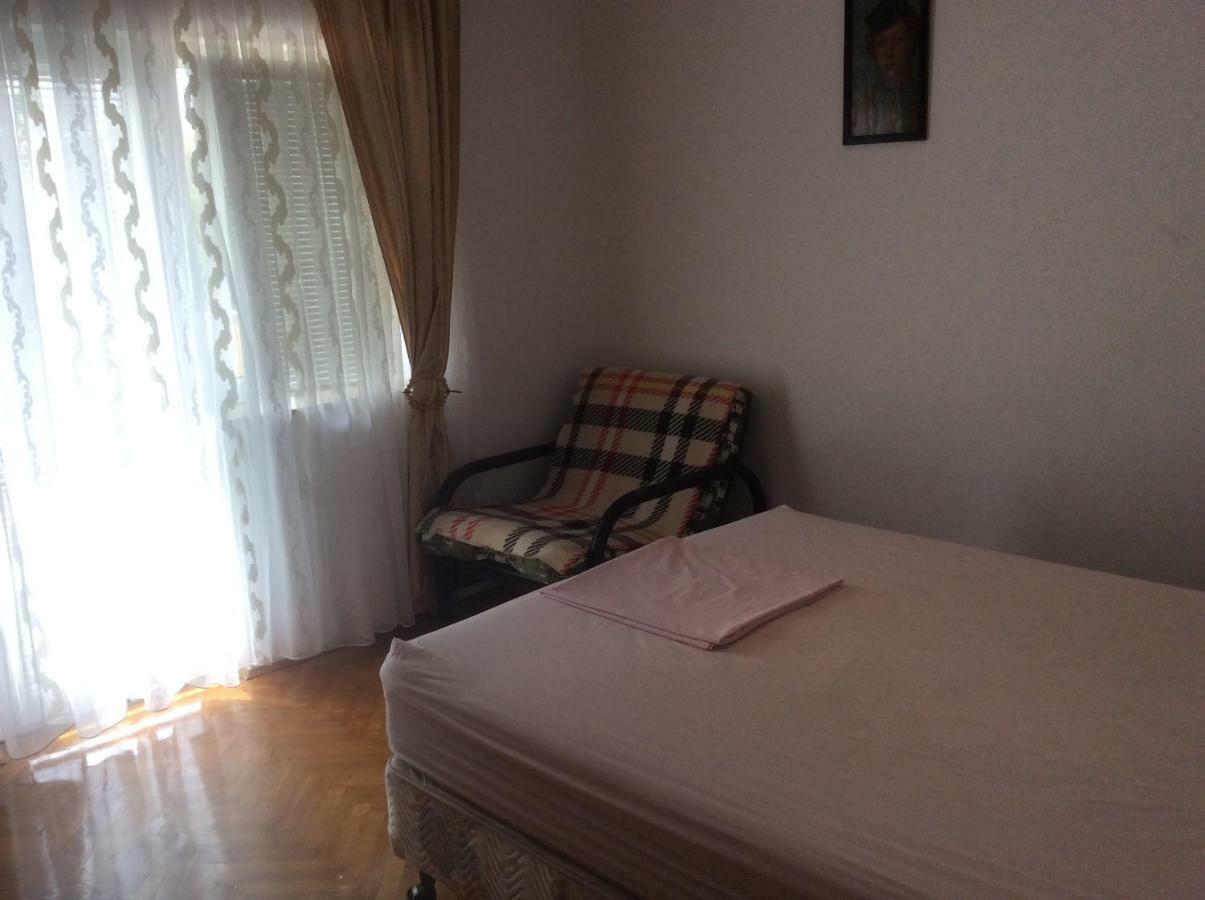Apartman Nadia Karlobag Ngoại thất bức ảnh
